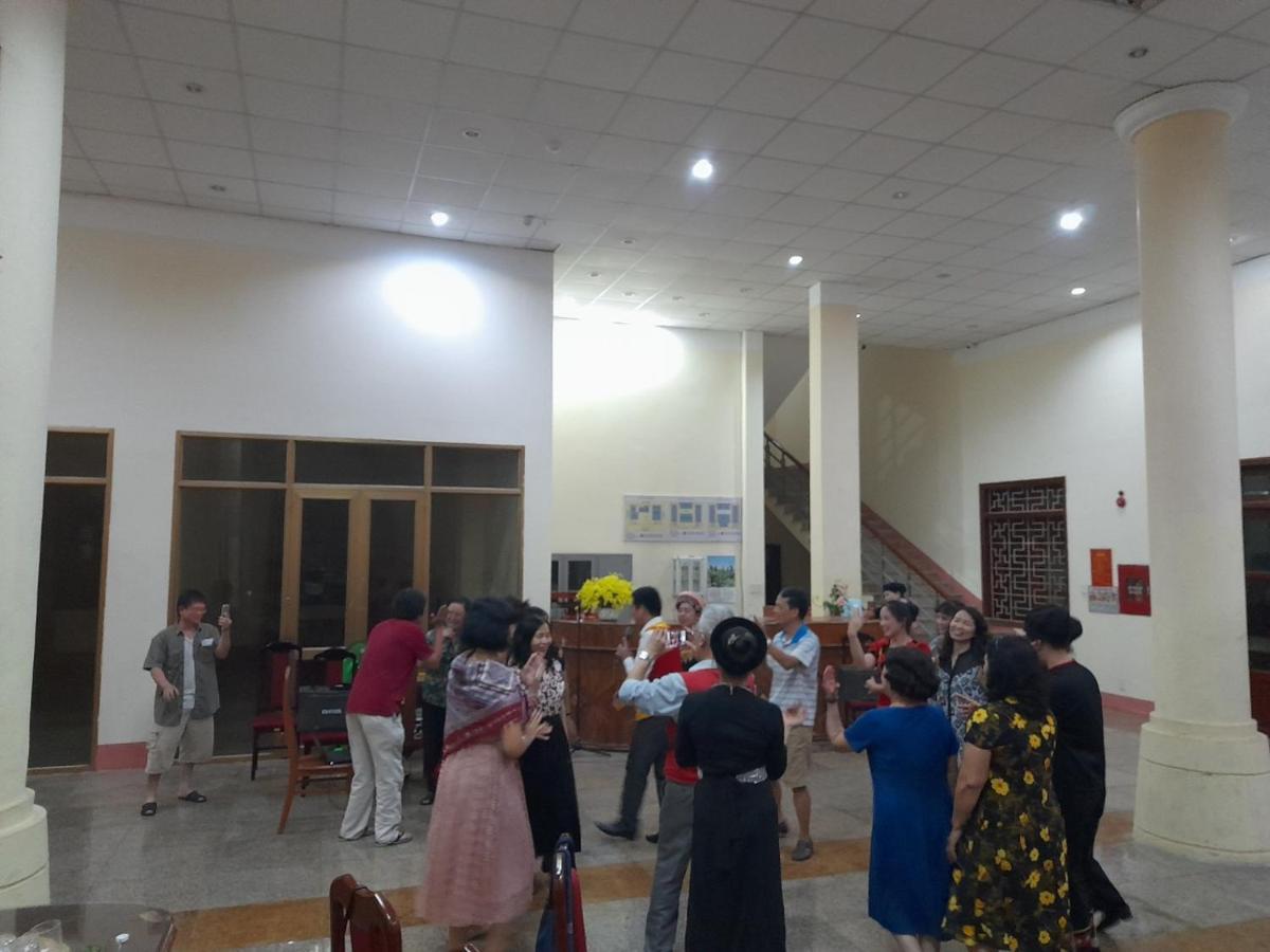 Khach San Vuon Quoc Gia Ba Be Hotel Bac Kan Luaran gambar