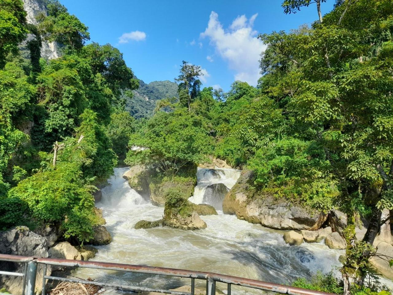 Khach San Vuon Quoc Gia Ba Be Hotel Bac Kan Luaran gambar