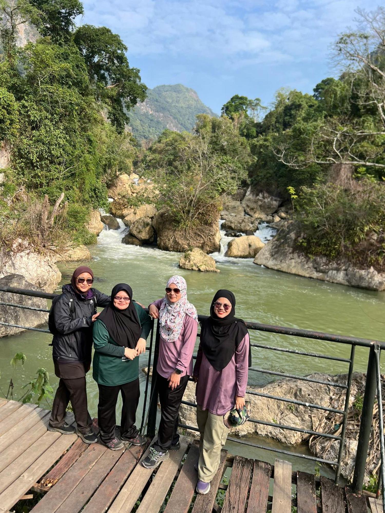 Khach San Vuon Quoc Gia Ba Be Hotel Bac Kan Luaran gambar