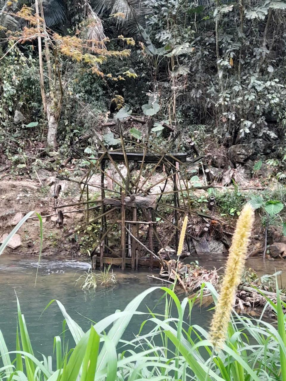 Khach San Vuon Quoc Gia Ba Be Hotel Bac Kan Luaran gambar